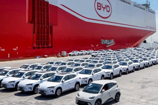 Chuyện gì đang xảy ra với BYD: Vốn hóa bốc hơi 45 tỷ USD chỉ trong vài tháng, vị thế 'vua xe điện' Trung Quốc lung lay