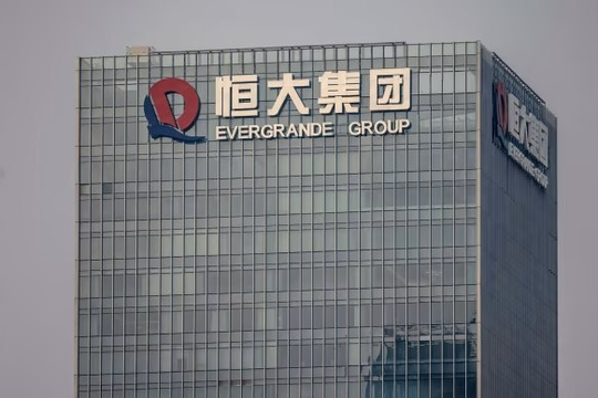 Evergrande bán mảng dịch vụ BĐS để trả nợ: Kết thúc một kỷ nguyên, mở ra giai đoạn thanh lý "gà đẻ trứng vàng"