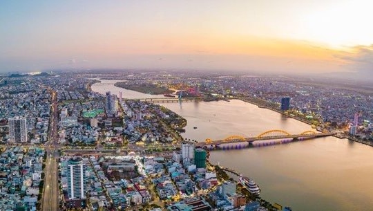 Dòng vốn “xoay trục” về Đà Nẵng, bất động sản biểu tượng hút khách