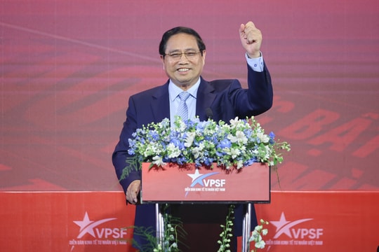 Thủ tướng: "Thể chế phải thông thoáng, hạ tầng thông suốt, quản lý thông minh" để doanh nghiệp tư nhân phát triển