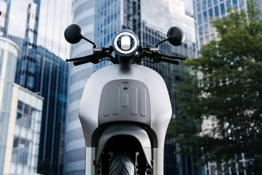 Xe điện ‘quốc dân’ giá 35 triệu đồng ra mắt: thiết kế tựa Vespa, phanh SBS, trang bị hiện đại sẵn sàng thế chân Honda Vision