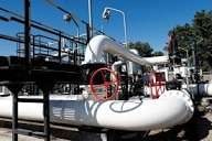 Quốc gia EU thúc giục cả khối dừng mua dầu Nga từ cuối 2026, tuyên bố có thể giúp vận chuyển LNG Mỹ để châu Âu thay thế khí đốt của Moscow