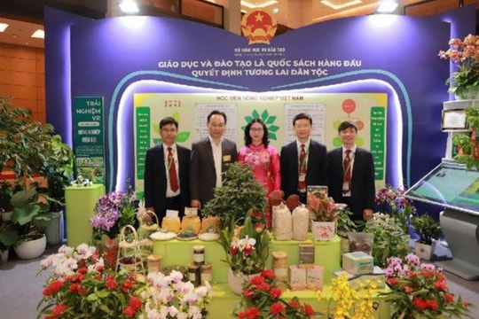 Học viện Nông nghiệp Việt Nam tham gia Triển lãm của ngành Giáo dục