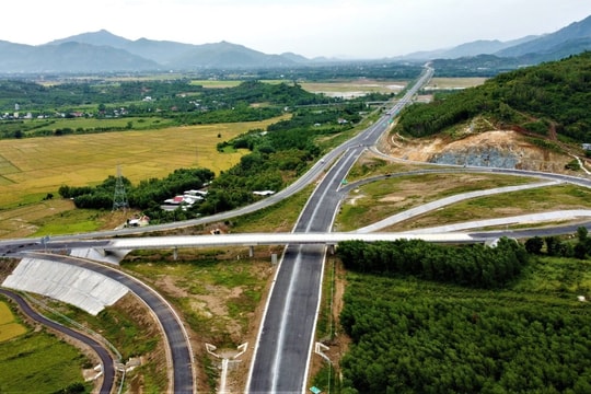 875.000 tỷ đồng đổ vào hạ tầng: Các siêu liên minh chia nhau bữa tiệc cao tốc lịch sử, một DN "ôm" lượng backlog gấp 3 lần doanh thu 2024