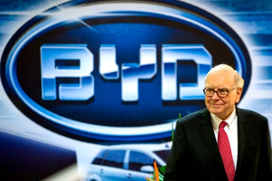 Warren Buffett chính thức rút toàn bộ vốn khỏi hãng xe điện BYD dù tỷ suất sinh lời đến 3.890%