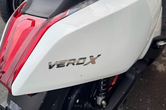 Vừa lộ diện xe máy điện VinFast Vero X mới: Đi 262km/sạc, giá gần 35 triệu nhưng có thể mua được rẻ hơn