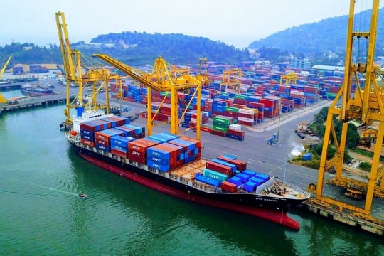 Cục hàng hải và đường thủy "bật đèn xanh" nâng cấp luồng Đà Nẵng vào bến Tiên Sa cho tàu 50.000 DWT bằng nguồn vốn doanh nghiệp