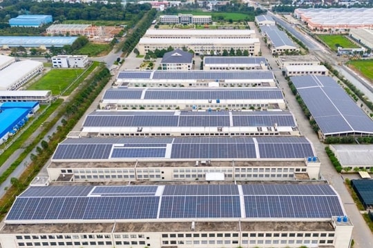 Sớm hoàn thiện khung pháp lý cho điện tái tạo trong khối doanh nghiệp vừa và nhỏ