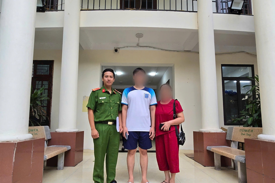 Gọi điện xác nhận chuyển 700 triệu đồng cho trường học nhưng trường quyết không nhận, người phụ nữ Hà Nội báo công an