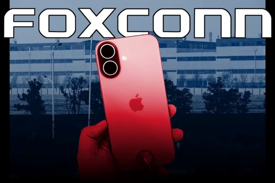 Bên trong ‘siêu nhà máy’ 200.000 công nhân sản xuất iPhone 17: Làm quá giờ, phân biệt đối xử, chậm lương?
