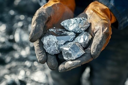 Tăng 80% từ đầu năm vượt xa vàng, bạc - đây mới là kim loại quý hot nhất trong mắt giới đầu tư lúc này 