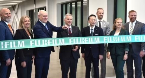 Fujifilm - 'TSMC của ngành thuốc': Sẽ sản xuất 50 triệu liều dược phẩm mỗi năm, có loại cho doanh thu trên 1 tỷ USD