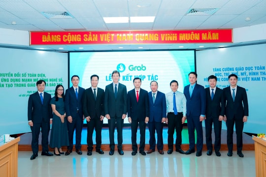 Nâng cao kỹ năng chuyển đổi số cho sinh viên và thanh niên Việt Nam
