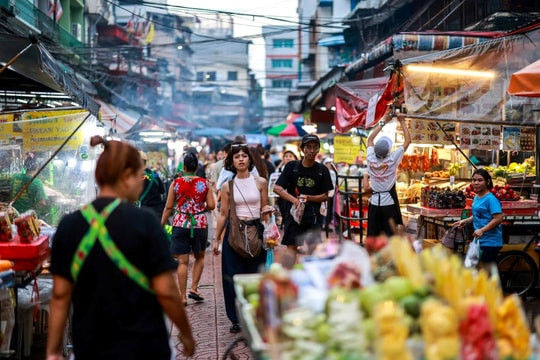 Dân nợ hơn 500 tỷ USD, nước Đông Nam Á lên kế hoạch trợ cấp mỗi người trên 80 triệu đồng để trả nợ