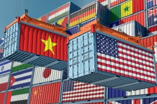 Ông lớn ngành gỗ trên sàn có động thái mới ngay trước khi Tổng thống Donald Trump tuyên bố áp thuế mặt hàng nội thất lên tới 50%