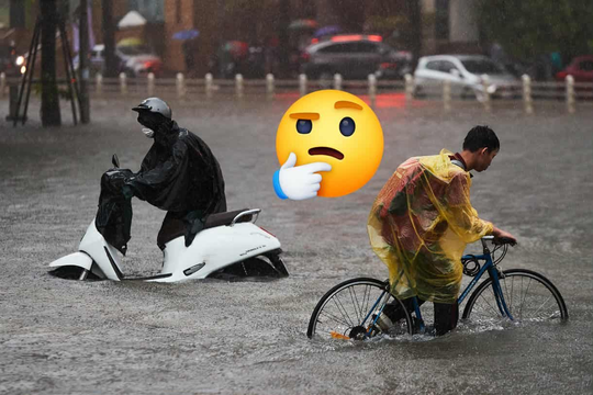 Xe điện được quảng cáo chống nước cực đỉnh, sao mưa ngập vẫn 'chết máy'?