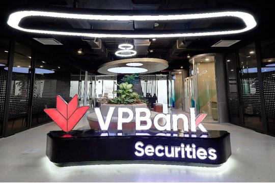 Trước thềm IPO, VPBankS tổ chức hai roadshow tại Hà Nội và TP HCM
