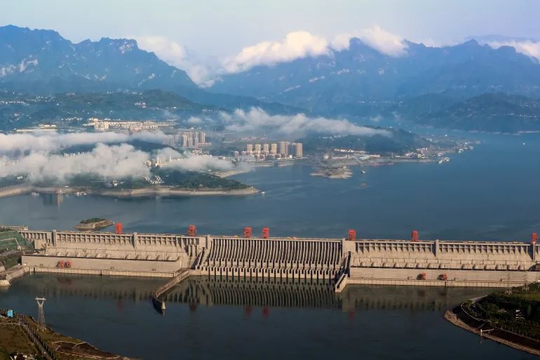 Công nghệ xây dựng đập thủy điện 