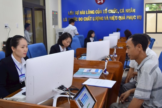 Từ nay, người dân Hà Nội được hưởng thêm tiện ích mới, người từ 75 tuổi trở lên được ưu tiên