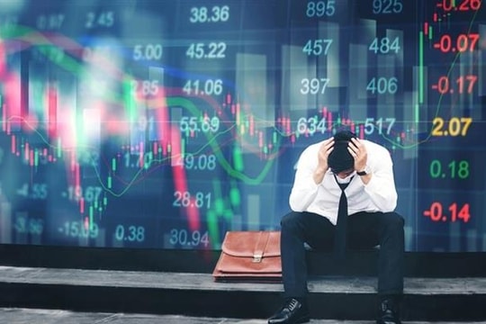 Không phải cú sập, đây mới là cách thị trường "bào mòn" tài khoản nhà đầu tư chứng khoán từng ngày