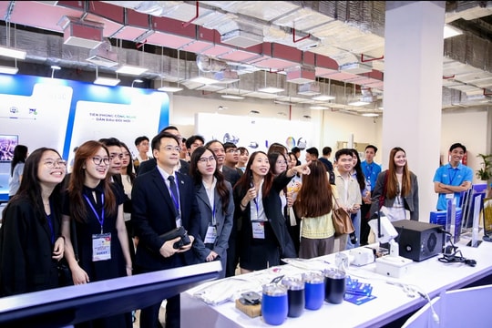 Dấu ấn doanh nghiệp công nghệ Việt tiên phong tại VIIE 2025