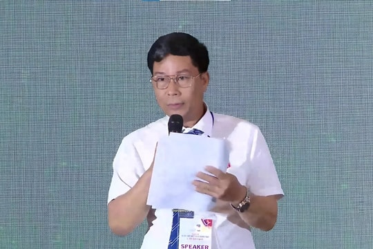 Dù gánh nợ 4 tỷ đồng, một người nông dân học hết lớp 7 vẫn bỏ mức lương ở nước ngoài để về quê sáng chế máy: 'Nếu làm thuê thì không thể làm giàu'