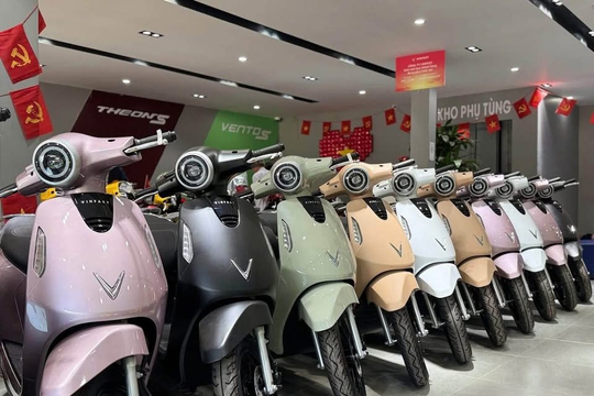 VinFast Evo Grand ồ ạt về đại lý: Cùng khoảng giá 20 triệu đồng, khác gì Evo200 mà nhiều người lăn tăn?