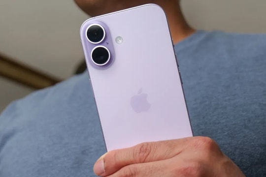 iPhone đã sao chép đủ thứ từ Android, vậy mà còn mỗi tính năng hay nhất này lại mãi không "đánh cắp" được