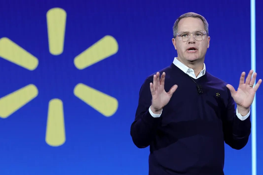 CEO Walmart: AI sẽ thay đổi mọi công việc, nhưng vẫn có cách để con người nổi bật