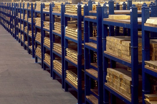Dựng ‘pháo đài’ vàng khổng lồ trong gần 2 thập kỷ, nền kinh tế hơn 2.000 tỷ USD hái trái ngọt, kiếm bộn tiền giữa vòng vây 25.000 lệnh trừng phạt