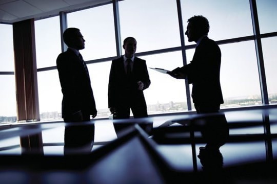 Hai chiếc ghế, một quyền lực: Sự trở lại của mô hình “đồng CEO” trong kỷ nguyên lãnh đạo phức hợp