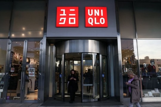 Công ty mẹ Uniqlo báo lãi gần 600 tỷ yen