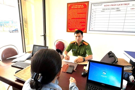 Nhận bill chuyển khoản 62 triệu đồng từ chồng, người phụ nữ SN 1977 định chuyển tiền tiếp thì được công an xã mời lên làm việc