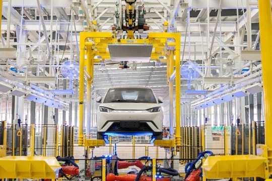 Lấy đất từ Ford, BYD rót hơn 25.000 tỷ đồng xây dựng “siêu nhà máy” tại quốc gia BRICS sát Mỹ, dự kiến công suất hơn 300.000 xe điện/năm