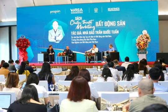 Xôn xao cuốn sách về bất động sản có giá 68 triệu đồng