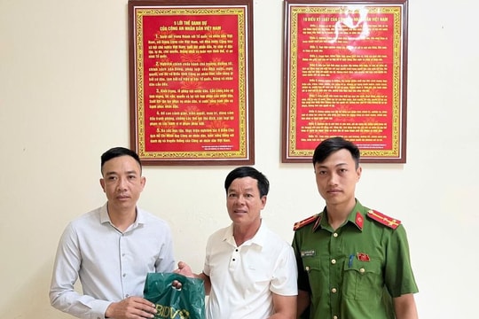 Con trai ở Nhật báo về tài khoản Vietcombank mới nhận được 100 triệu đồng: Ông bố lập tức trình báo công an xã 