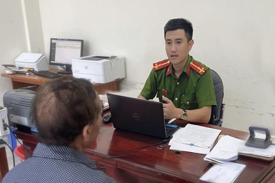 Cụ ông 72 tuổi nhận được cuộc gọi từ đầu số 0382 thông báo tài khoản ngân hàng có 6 tỷ đồng: Công an xã lập tức vào cuộc, yêu cầu dừng giao dịch