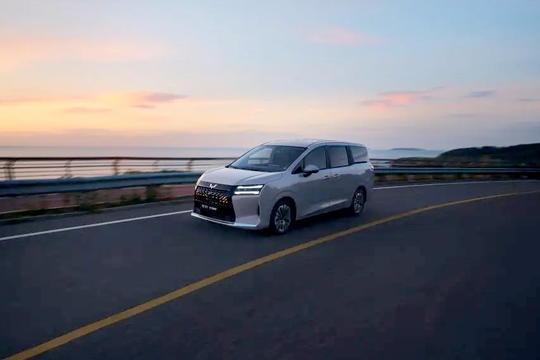 Anh em của Wuling Mini EV chính thức mở bán: MPV có 3 tùy chọn động cơ, phạm vi hoạt động hơn 1.100 km, giá rẻ giật mình chưa đến 300 triệu đồng