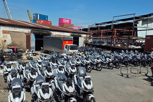 Vừa về đầy cảng xe tay ga dân phượt thích mê, cốp rộng gấp rưỡi Lead, động cơ khỏe hơn của Honda, Yamaha