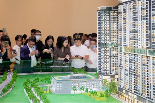 Dòng tiền đầu tư phía Bắc dịch chuyển mạnh vào Nam thời điểm cuối năm 