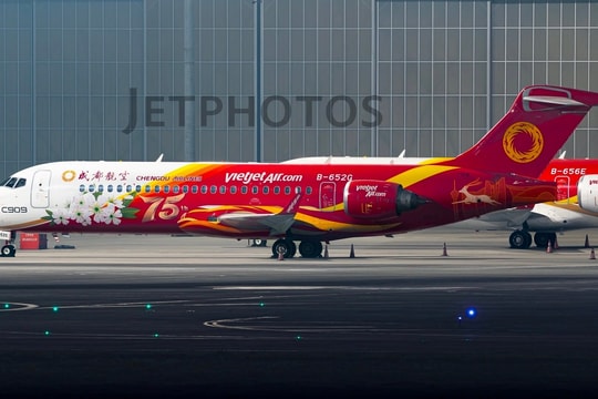 Reuters: Vietjet ngừng khai thác máy bay COMAC do Trung Quốc sản xuất