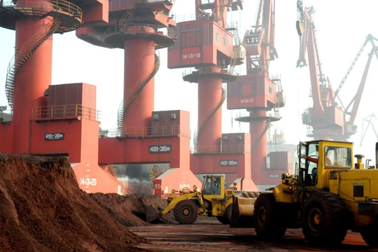 Trung Quốc lên tiếng khi Mỹ - Australia ký thoả thuận đất hiếm nhằm phá thế thống trị: 'Quốc gia giàu tài nguyên nên chủ động'
