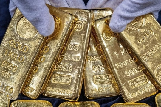 Cú 'sốc nhiệt' khi vàng bốc hơi 15 triệu đồng chỉ trong 48 giờ