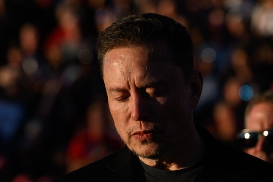 Cựu CEO Stellantis: Elon Musk có thể rời khỏi ngành xe điện, Tesla sẽ biến mất trong 10 năm tới trước sức ép của BYD Cựu CEO Stellantis: Elon Musk có thể rời khỏi ngành xe điện, Tesla sẽ biến mất trong 10 năm tới trước sức ép của BYD