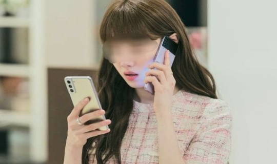 Nữ sinh 2002 chuyển 200 triệu đồng trả ngân hàng, ngân hàng quyết không nhận rồi báo cảnh sát  Nữ sinh 2002 chuyển 200 triệu đồng trả ngân hàng, ngân hàng quyết không nhận rồi báo cảnh sát
