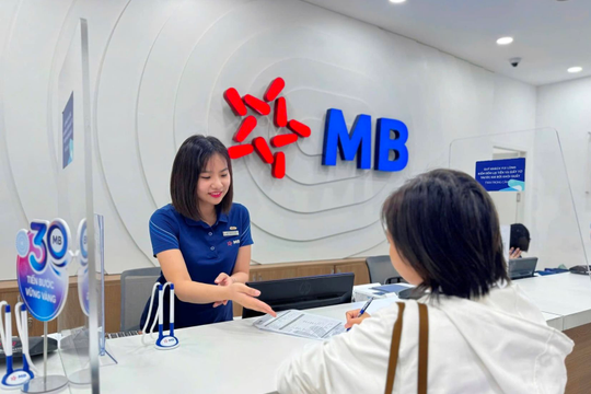 MB đạt lợi nhuận hơn 23.000 tỷ đồng sau 9 tháng, giữ vững vị thế top đầu ngành ngân hàng MB đạt lợi nhuận hơn 23.000 tỷ đồng sau 9 tháng, giữ vững vị thế top đầu ngành ngân hàng