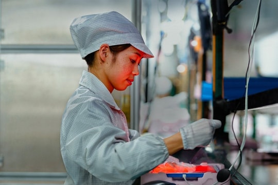 "Cuộc tháo chạy” khỏi Trung Quốc của Apple đã bắt đầu: Việt Nam thay thế sản xuất loạt sản phẩm mới toanh "Cuộc tháo chạy” khỏi Trung Quốc của Apple đã bắt đầu: Việt Nam thay thế sản xuất loạt sản phẩm mới toanh