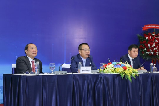 Tập đoàn Đạt Phương tổ chức ĐHĐCĐ bất thường, thông qua phương án          nâng vốn điều lệ lên dự kiến 1.185,9 tỷ đồng Tập đoàn Đạt Phương tổ chức ĐHĐCĐ bất thường, thông qua phương án          nâng vốn điều lệ lên dự kiến 1.185,9 tỷ đồng