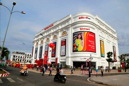 Vincom Retail (VRE) báo lãi quý III tăng gần 52%, hoàn thành hơn 80% kế hoạch năm sau 9 tháng Vincom Retail (VRE) báo lãi quý III tăng gần 52%, hoàn thành hơn 80% kế hoạch năm sau 9 tháng