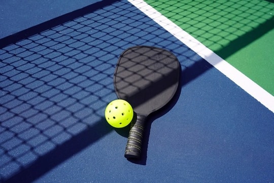 Một doanh nghiệp trên sàn chứng khoán đang thu tiền mỗi ngày từ sân Pickleball Một doanh nghiệp trên sàn chứng khoán đang thu tiền mỗi ngày từ sân Pickleball